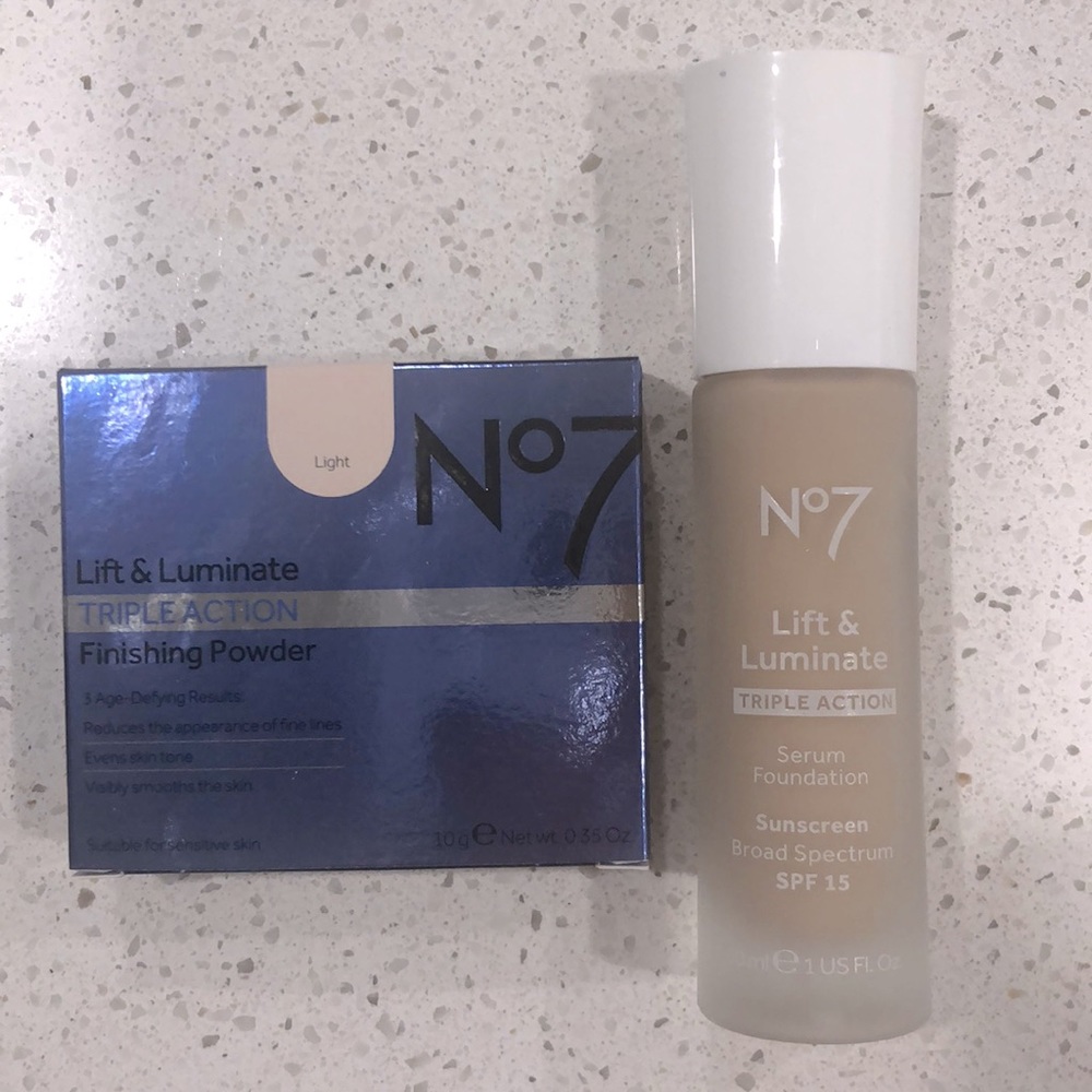 New Bundle N7 Lift & Luminate Triple Action Finishing Powder & Serum Foundation
